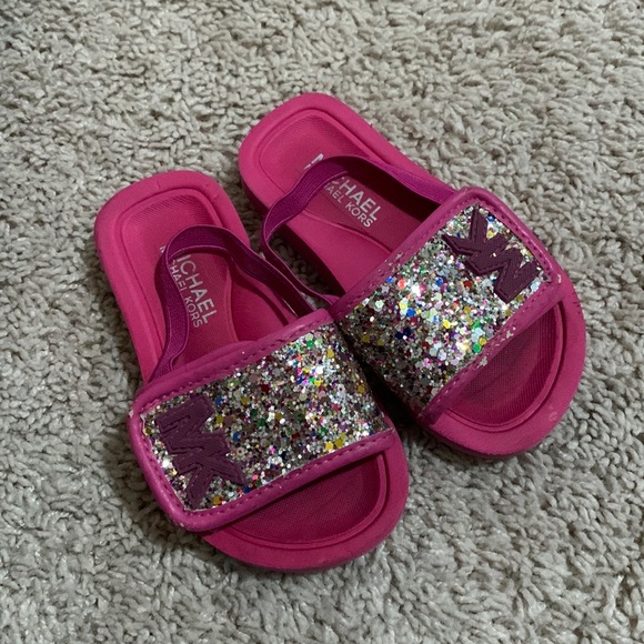Michael Kors toddler sandals - Picture 1 of 5